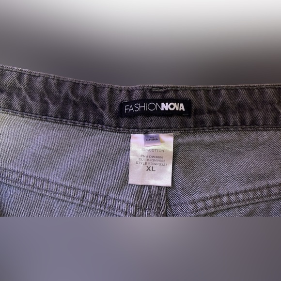 Grey Fashion Nova Jeans -XL - Picture 3 of 8